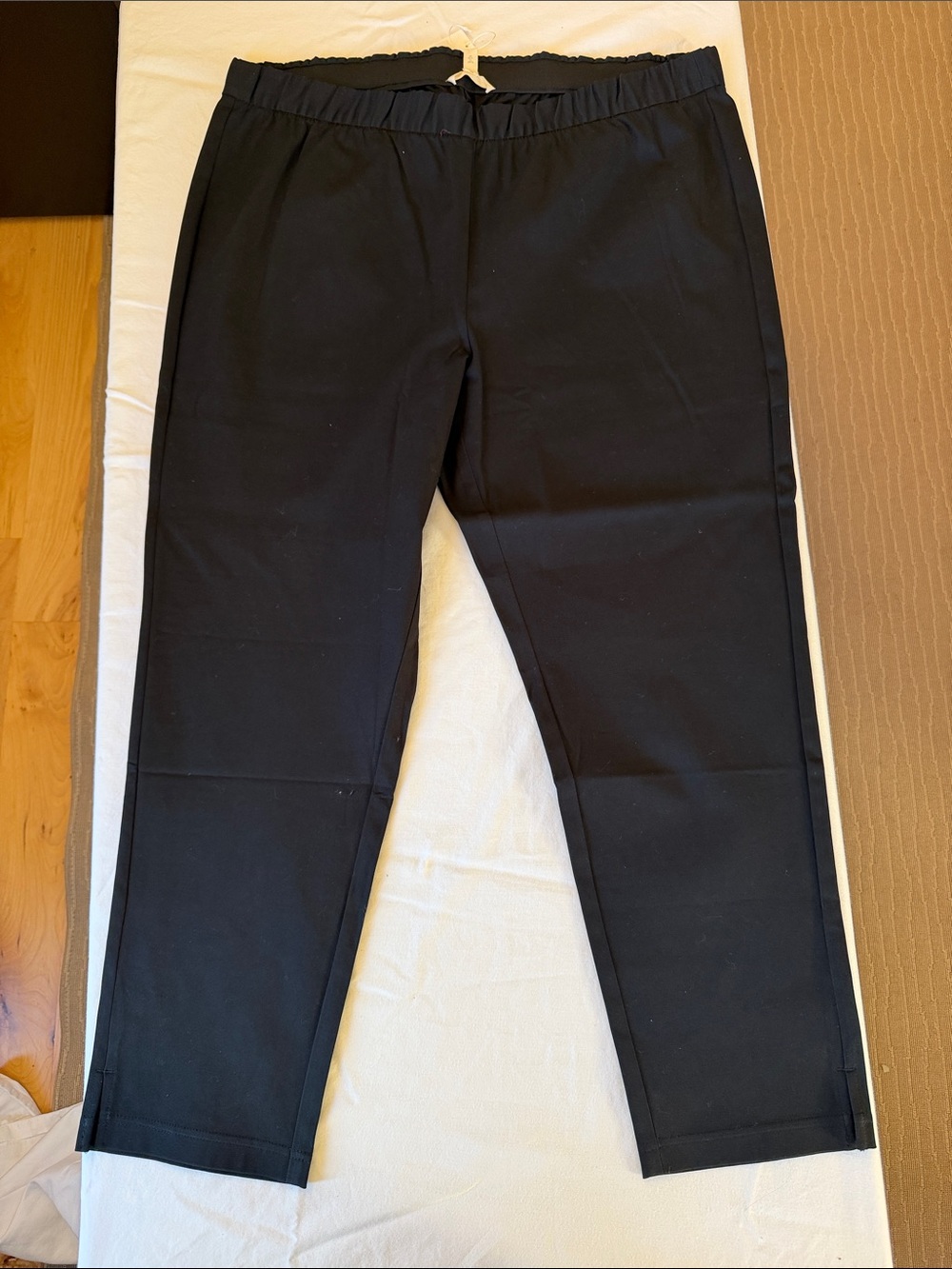 Eileen Fisher Black Straight-Leg Pull-On Ankle Pant